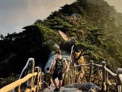 -罗田薄刀峰风景区