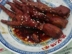 秘制酱鸡爪-赵记传承特色牛奶甜品(泉城广场店)