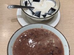 -佰搭果·广式茶餐厅(西华路店)