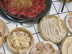 -扎起市井老火锅(乐山总店)