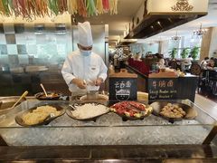 -圣丰索菲特·2 On 988 Café 自助餐厅