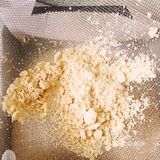童年的芬芳[糖果]槐花香[调皮]一年只有这几天[双手合十]珍惜好时光