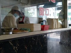 -小姜锅贴(凤凰街店)
