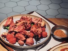 招牌馕坑烤架子肉-纳鲁孜·新疆特色餐厅(上海悦荟广场店)