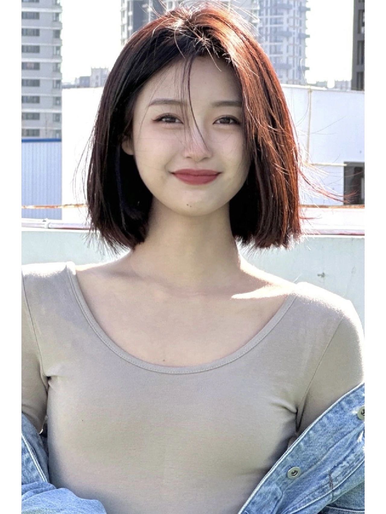 可甜可盐的短发发型方脸圆脸都适合甜美又显气质