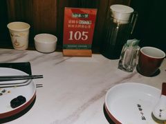 -湘西小馆(滨河路店)