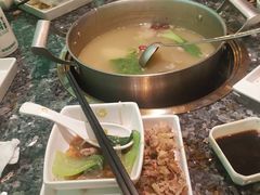 -一席地·本地鸡窝·杭帮鸡火锅(萧山银隆百货店)