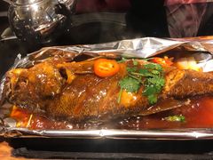 铁板锡纸深海鲈鱼-高第街56号餐厅(银座商城玉函店)