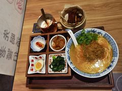 炸猪蹄-和府捞面(北美新天地店)
