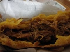 肉夹馍-魏家凉皮(祈年大厦店)