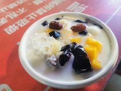 椰子水清补凉-海大南门夜市(海富街店)