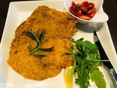 香煎米兰牛排-光谷希尔顿酒店-厨意意大利餐厅(鸿雁路店)