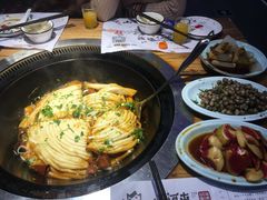 -山河屯铁锅炖(哈西站店)