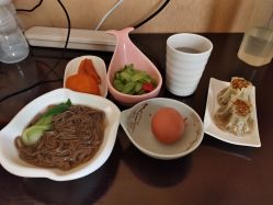 -卓玥国际月子会所(罗山路店)