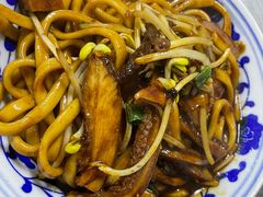 -珠宝街老左杂酱面馆
