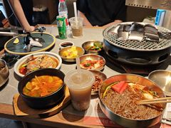 -草家酱蟹炭火烤肉店(珲春南路一店)