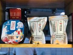 -呷佬·长沙手工米粉(金沙江路店)