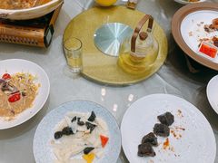 -南京悦客假日酒店
