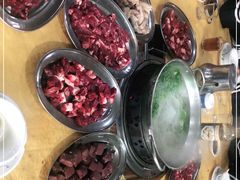 -五洞培记山庄·鲜牛肉火锅