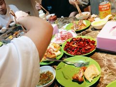 -新艺自助美食城(中山路店)