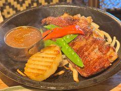 -玛格萝妮比萨屋(陆家浜路店)