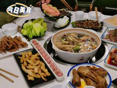 -土连锅·现熬养生汤锅(梁家巷店)