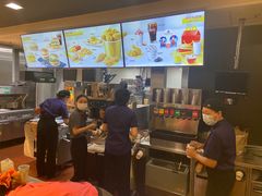 -麦当劳(新世纪环球中心店)