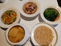 -巍阁月子中心(南山店)