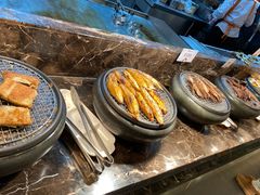-黑金·寻焰自助百汇·烤肉·火锅(中街店)