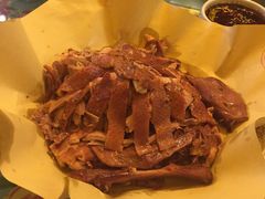 特色大鹅-闯关东东北农家菜(崂山石老人店)