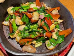 -云海肴·汽锅鸡·云南菜(天山百盛优客店)