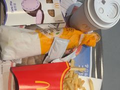 -麦当劳(杨林得来速店)