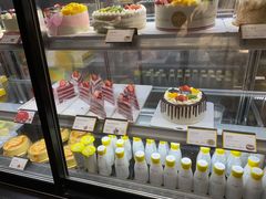 -皇冠幸福里动物奶油生日蛋糕(石桥店)