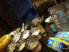 自助调料区-OPEN開全日自助餐厅·西餐·海鲜(佛山希尔顿酒店)