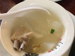 鸭翅炖萝卜-余杨鸭鸭餐厅