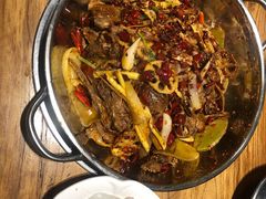 主打的干锅鸭头-安诚居干锅鸭头(八角店)