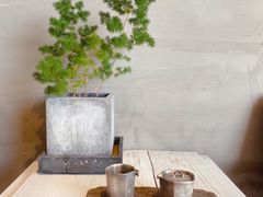 -亮河湾山庄