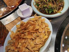 -山河屯铁锅炖(哈西站店)