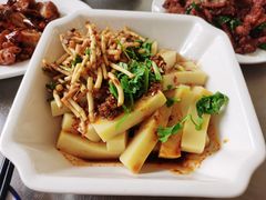 折耳根拌黄粉-张大妈饭店