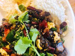 锅巴牦牛肉-小厨子私房菜·云南美食店