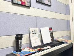 -梅纳·钢琴声乐架子鼓Mena Music(双井店)