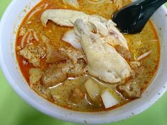 -亚王咖喱鸡米粉面
