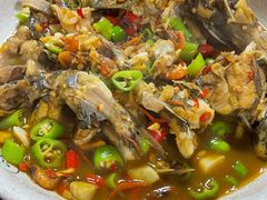 红烧杂鱼-老铁私房菜