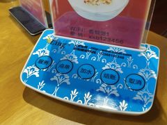 -香蟹煲·醉蟹牛蛙耙鸡爪