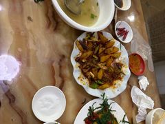 -苏莱特色牛骨滩羊手抓馆(长城东街总店)