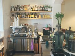 -WOW coffee