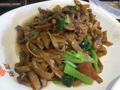 -裕记烧腊连锁餐饮(国商分店)
