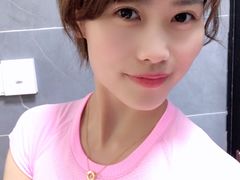 -lululemon(上海浦东IFC店)