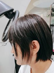 -DO A HAIRSTYLE