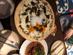 招牌炸鸡华夫饼-Brut Eatery悦璞食堂(建国东路店)